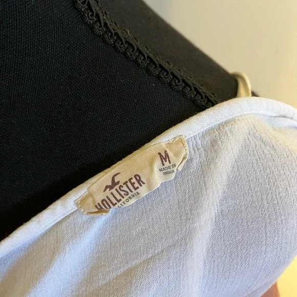 Hollister Sheet Floral Embroidered White Women's Top - Picture 4 of 4